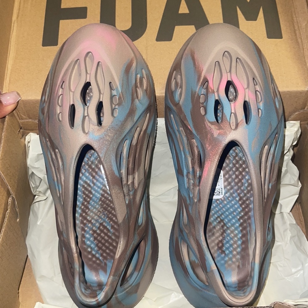 Yeezy Adidas